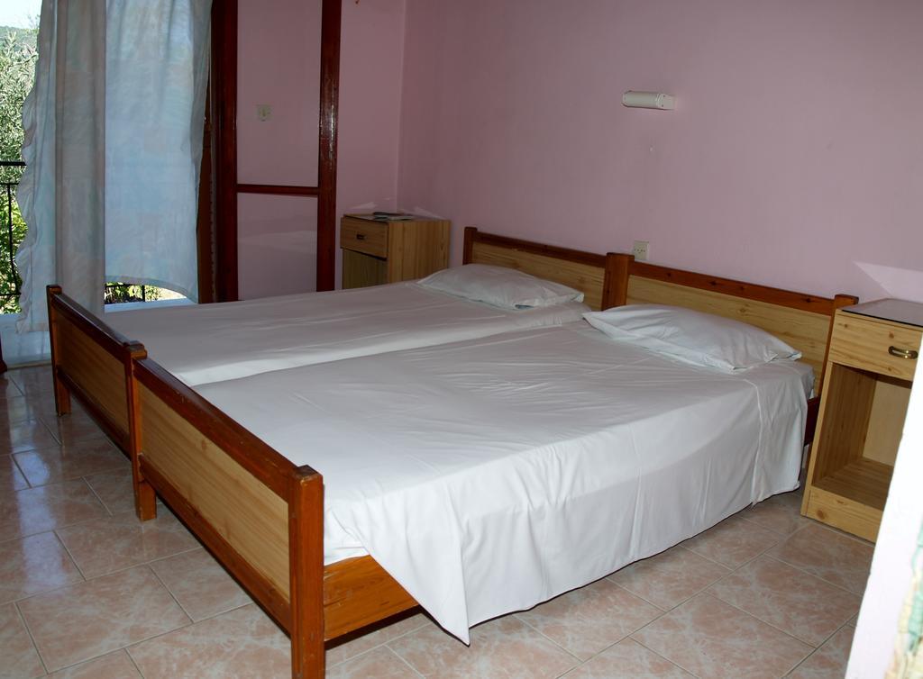 Adriana Studios Perivolion ภายนอก รูปภาพ